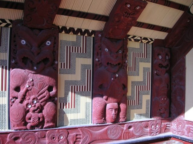whangara-marae-tiki2